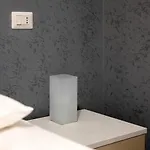 Giordano Garibaldi Nyaraló Nápoly